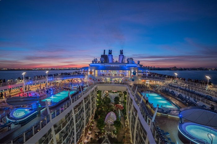oasis of the seas - ship mate cruise photo